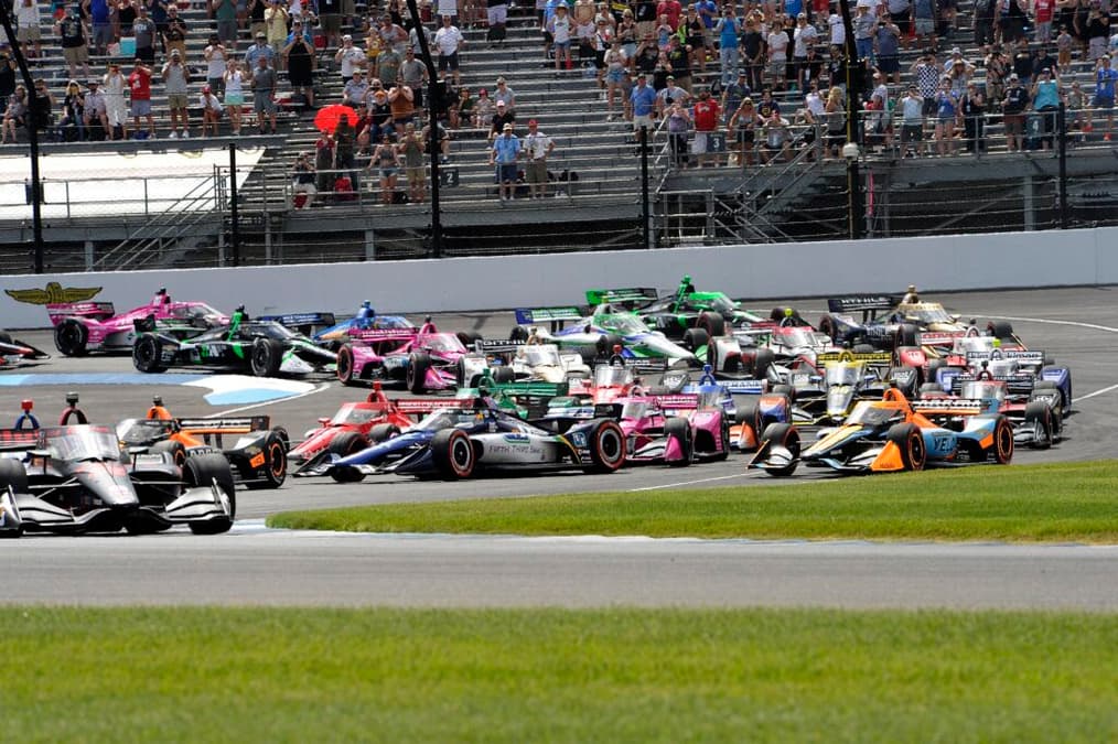 Largada do GP de Indianápolis (Foto: Indycar)