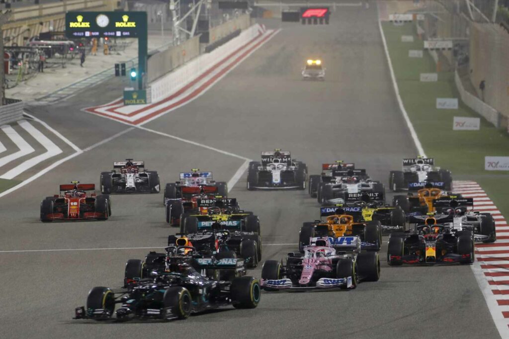 BandSports - É HOJE! 🔥 A partir das 12h, você assiste ao treino  classificatório da F1, no GP do Bahrein, ao vivo no BandSports. Quem vai  largar na frente amanhã?