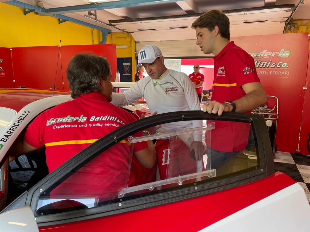Ex-parceiro de Barrichello põe à venda Porsche 911