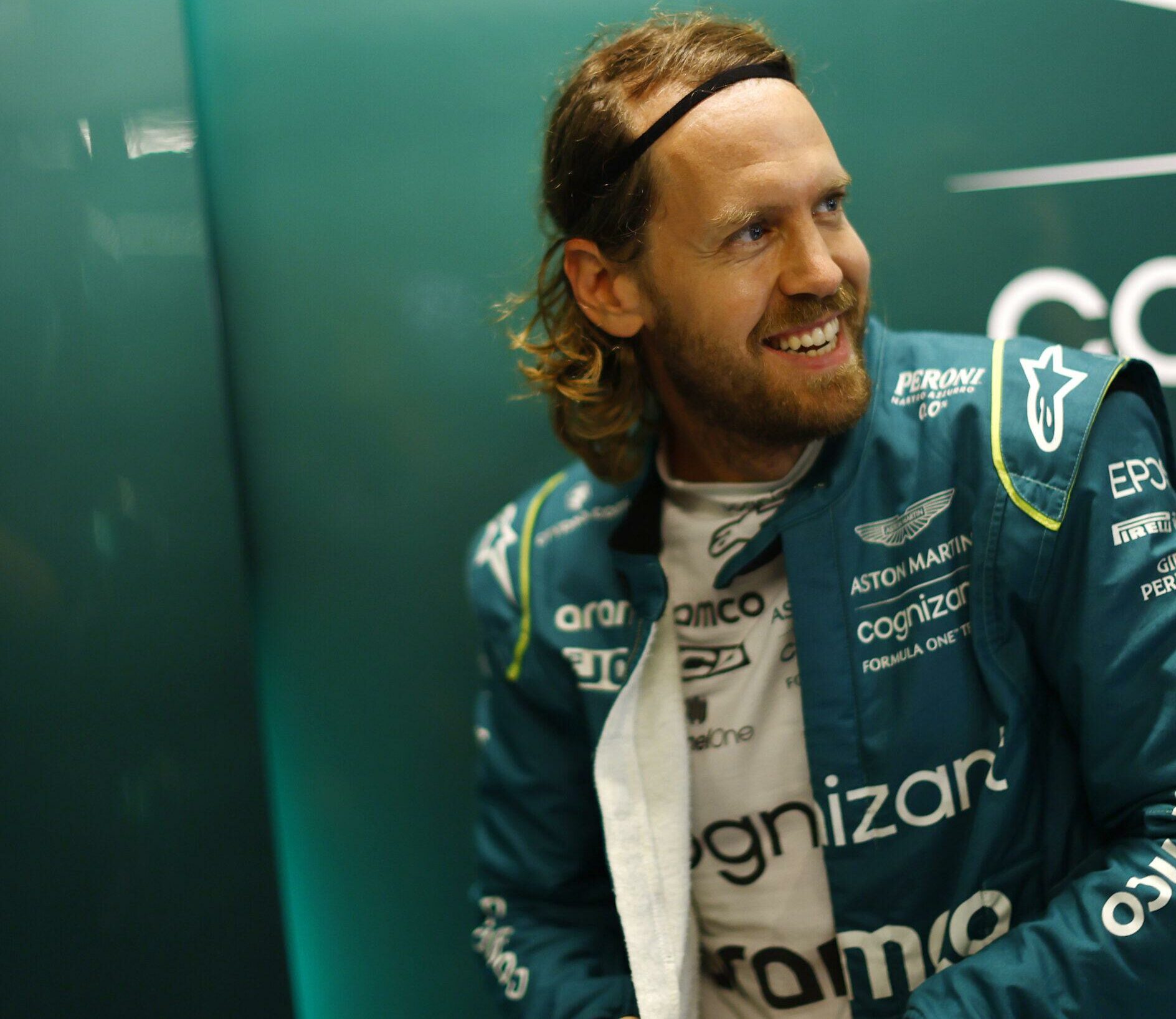 Vettel critica regulamento e logística da F1 2023: “Qual o sentido disso?”