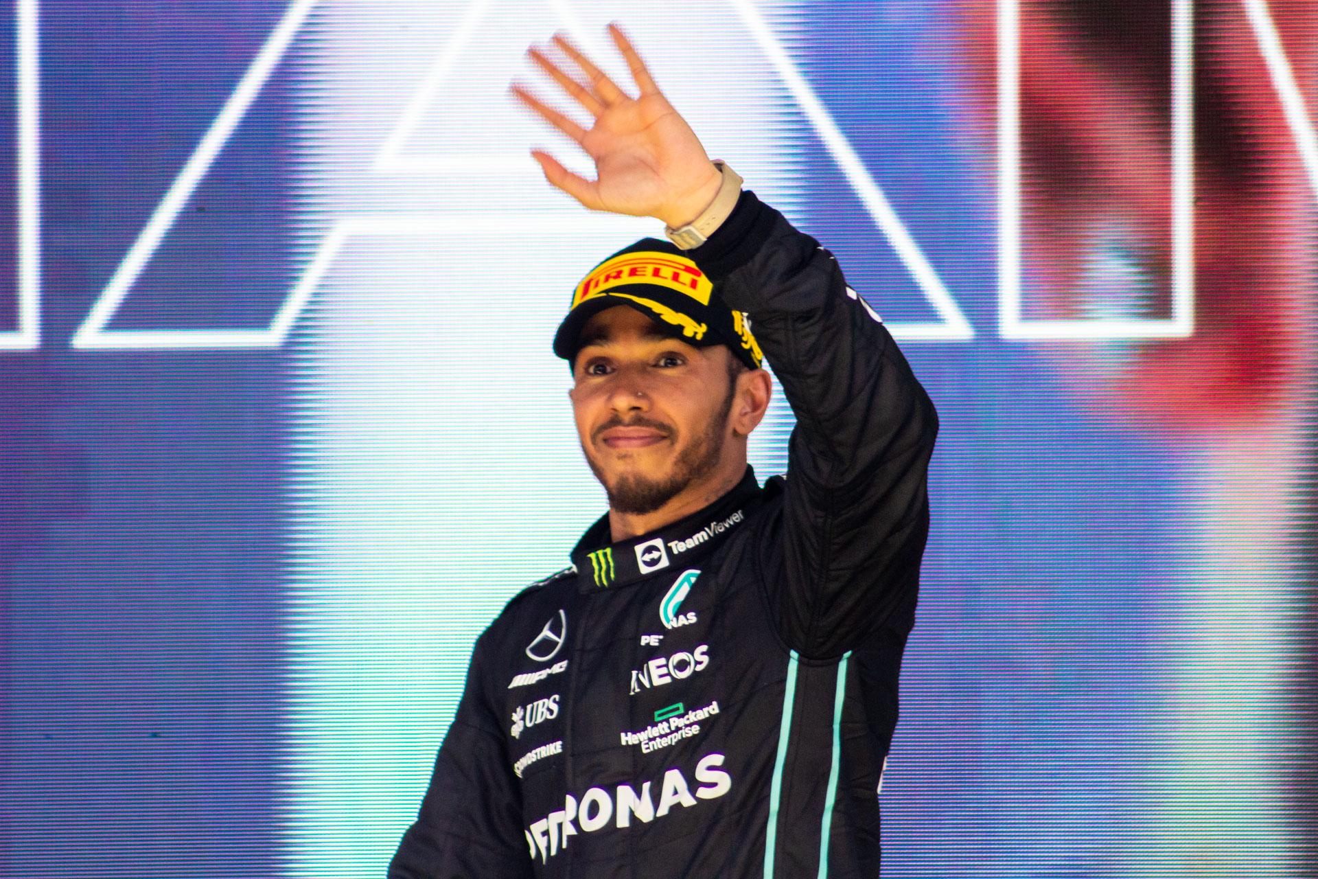 Mercedes nega ordens de equipe em Abu Dhabi: “Hamilton não precisa de ajuda”