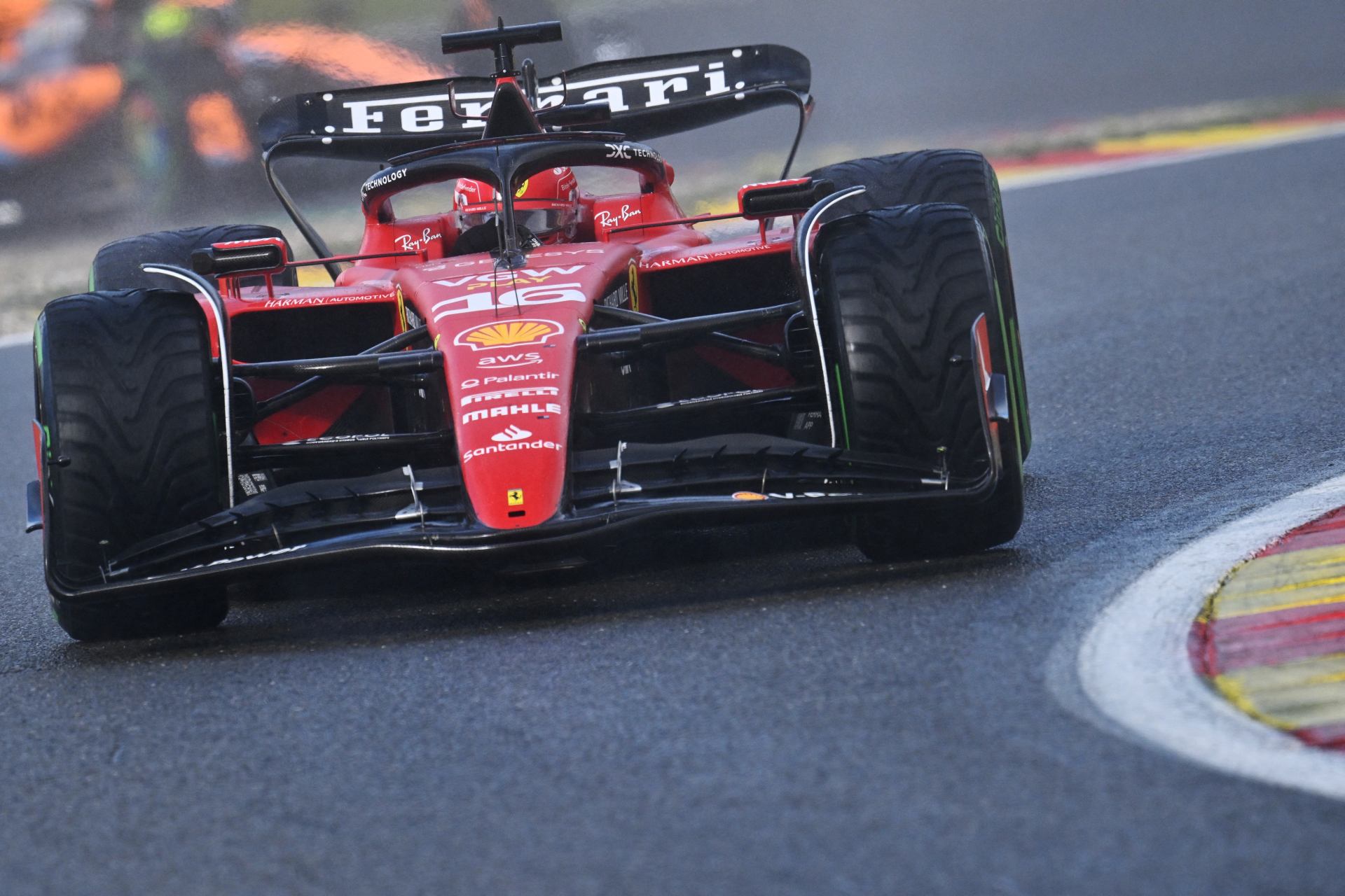 Da nova chefia ao bate-cabeça: como foi a primeira parte da temporada 2023 da Ferrari