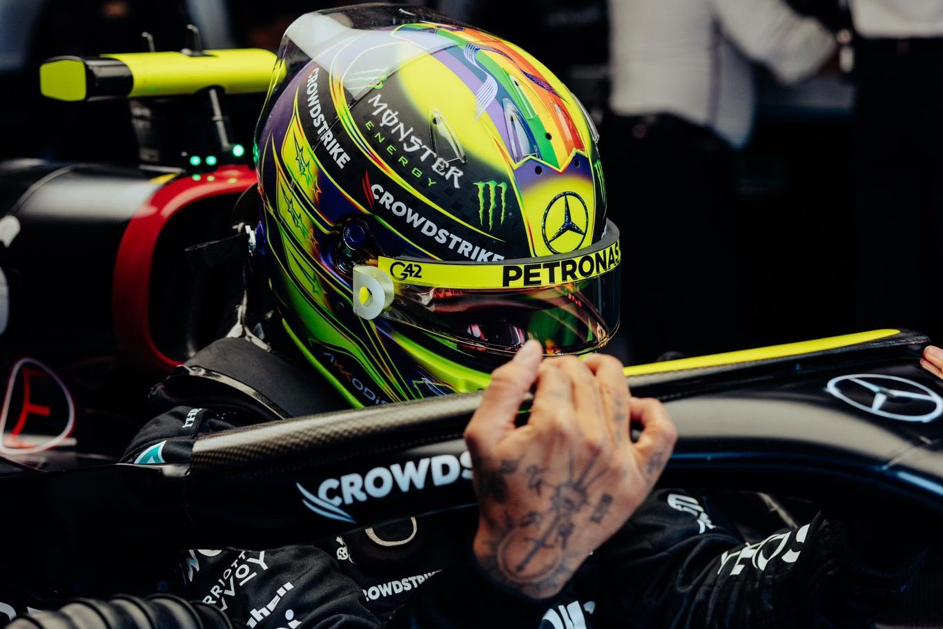 Paddock GP debate: quem é melhor opção para Mercedes se Hamilton não renovar?