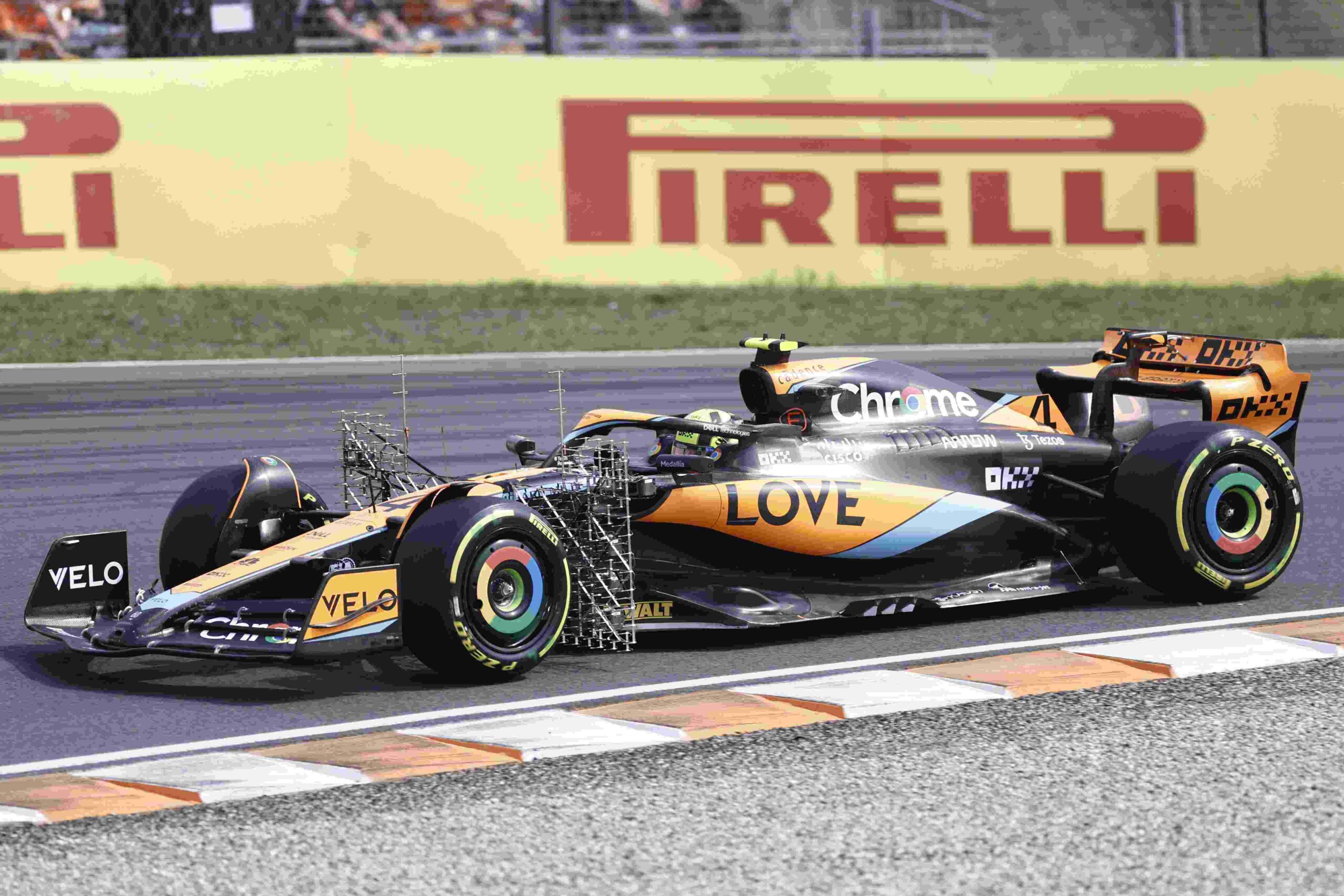 Norris deixa Verstappen para trás por quase nada e lidera TL2 do GP da Holanda