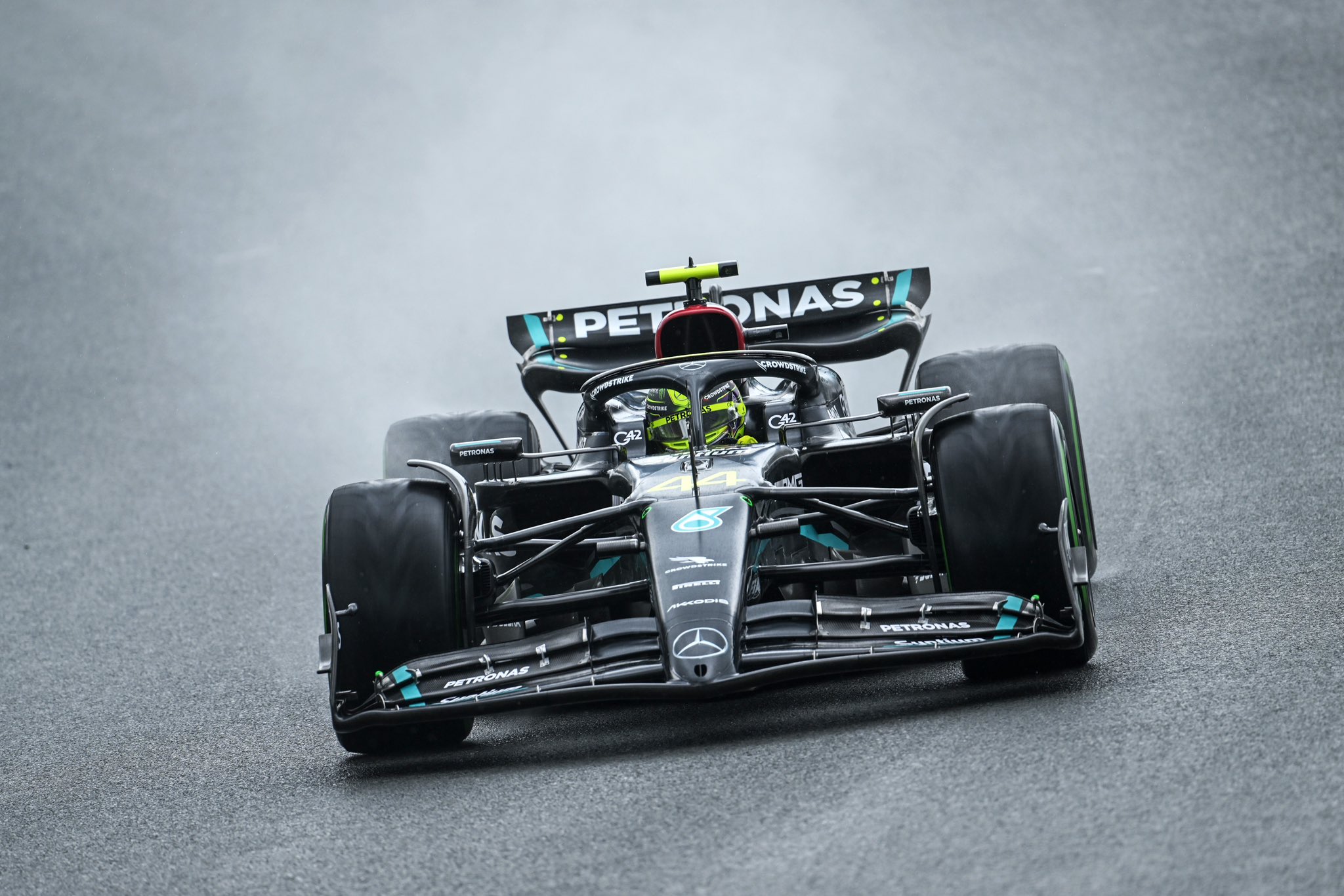 Hamilton culpa pneus por 13º e duvida de recuperação no GP da Holanda: “Pista difícil”