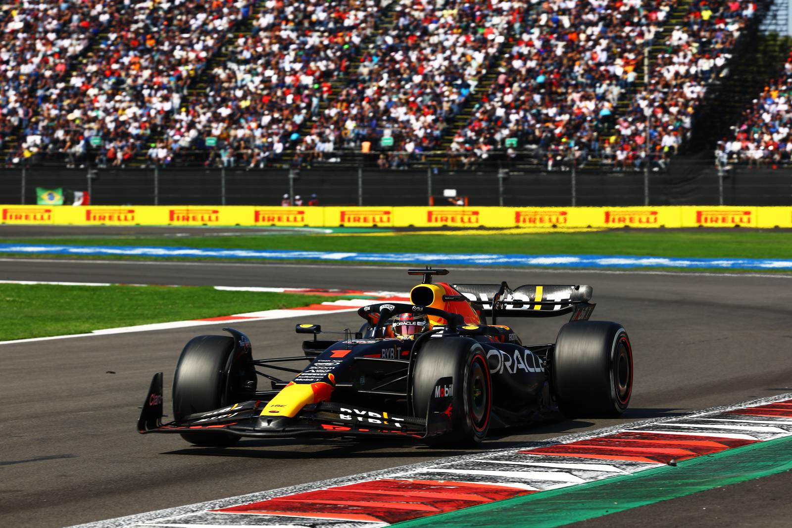 Fórmula 1: Verstappen sai na frente no GP do México; veja horário da  corrida - ISTOÉ DINHEIRO